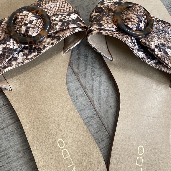 Womens Aldo Flats Sandals Slip Ons Snake Print - Picture 7 of 7
